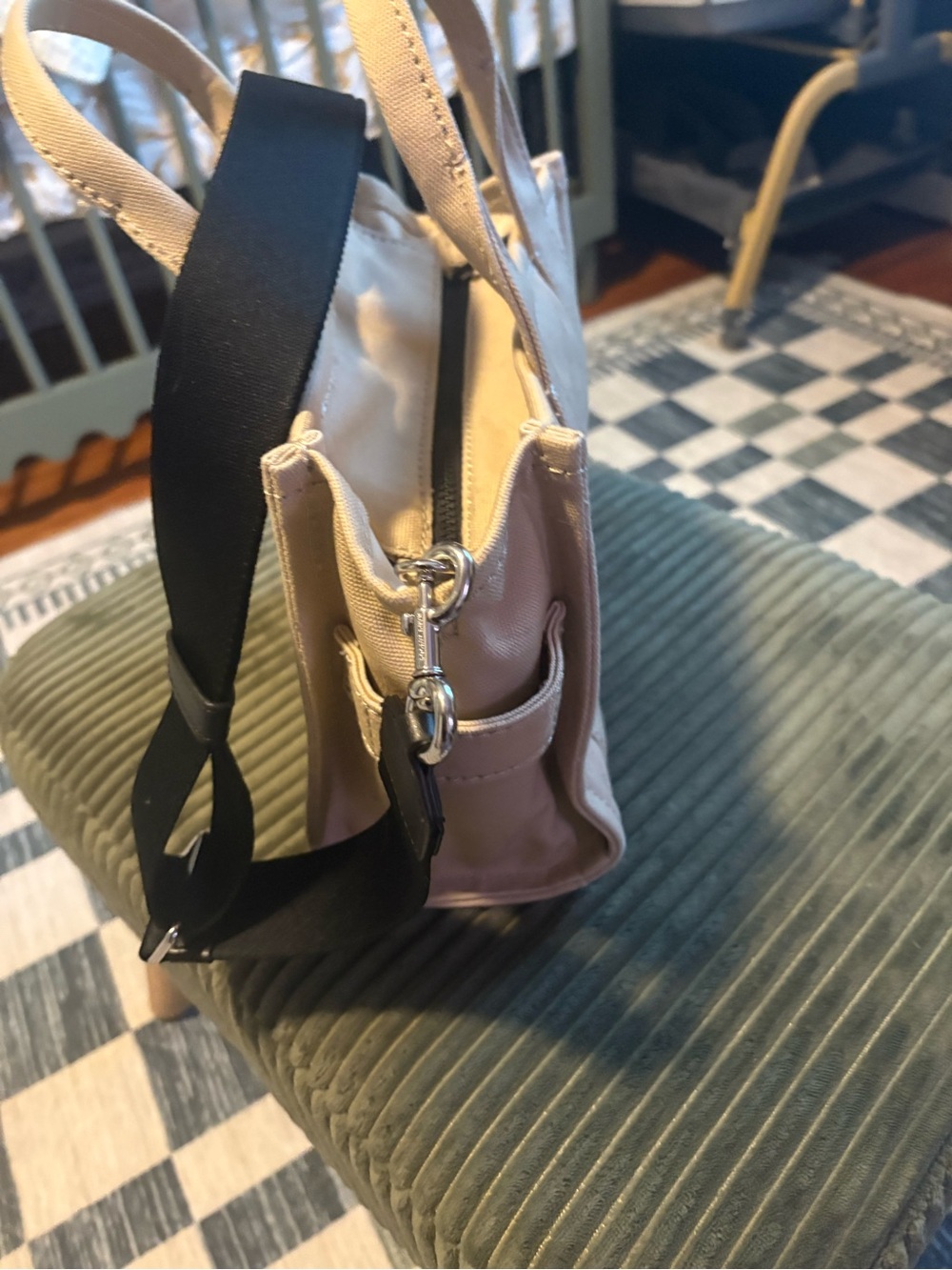 Marc Jacobs Beige Canvas 'The Tote Bag' Mini with Heart & Daisy Details - Picture 6 of 7